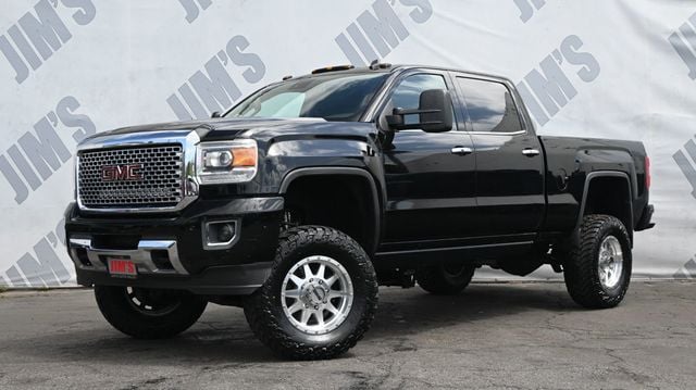 2015 GMC Sierra 2500HD 18" METHOD Wheels 35" AMP M/T Tires AMP Power Steps - 22847205 - 0