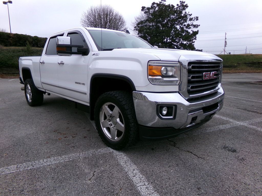 2015 GMC Sierra 2500HD 4WD Crew Cab 153.7" SLT - 22950879 - 3