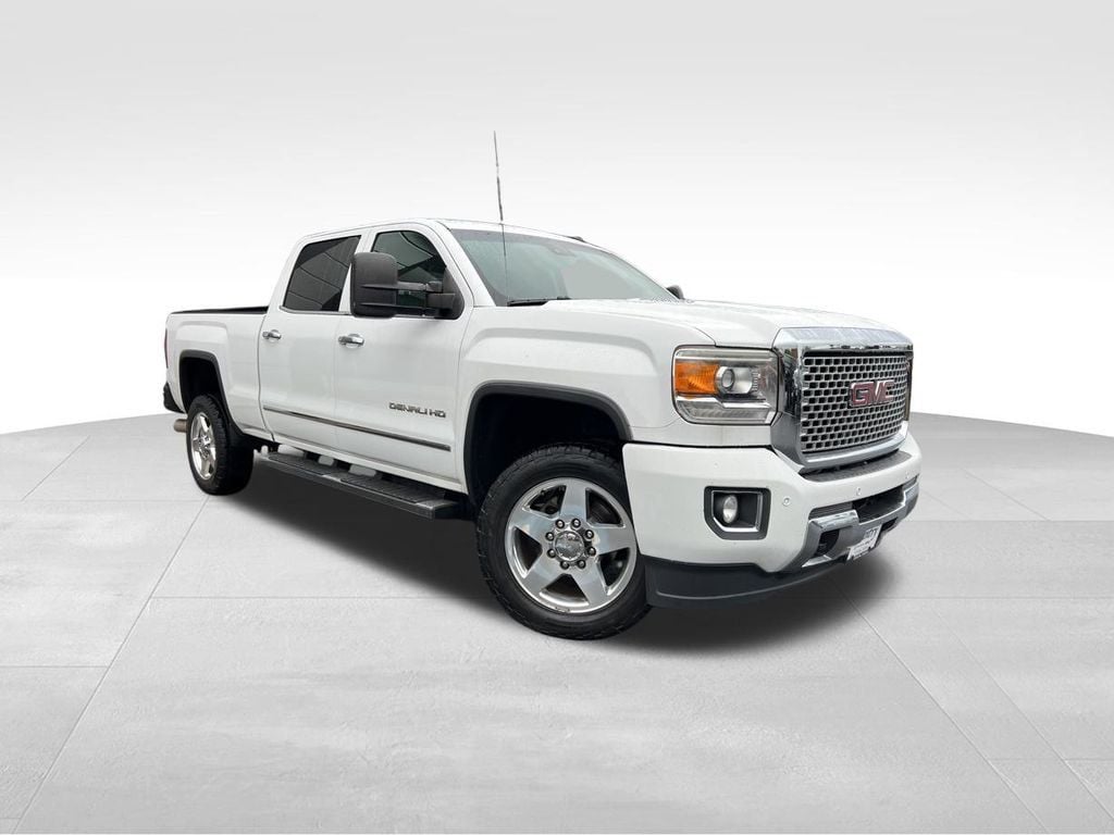 2015 GMC Sierra 2500HD Denali - 22599526 - 0