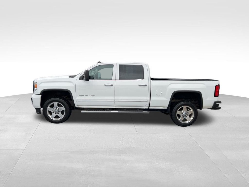 2015 GMC Sierra 2500HD Denali - 22599526 - 3