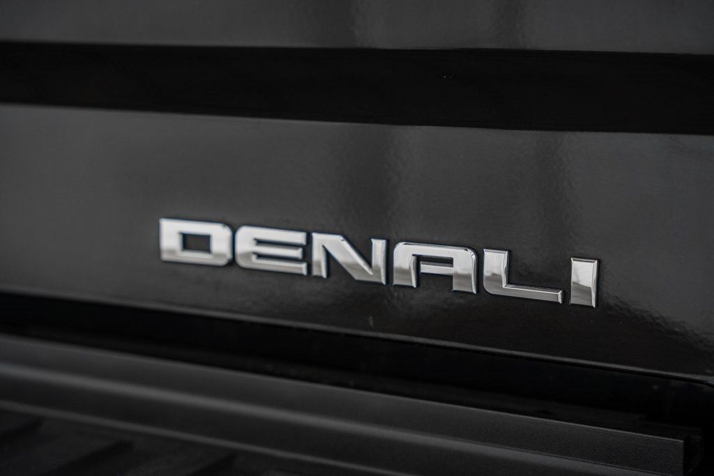 2015 GMC Sierra 2500HD Denali - 22412879 - 22