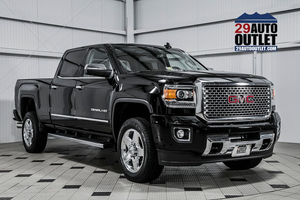 2015 GMC Sierra 2500HD DENALI 2500HD - 16048085 - 0