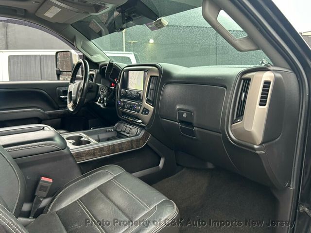 2015 GMC Sierra 3500HD 4WD Crew Cab 167.7" Denali - 22988402 - 19