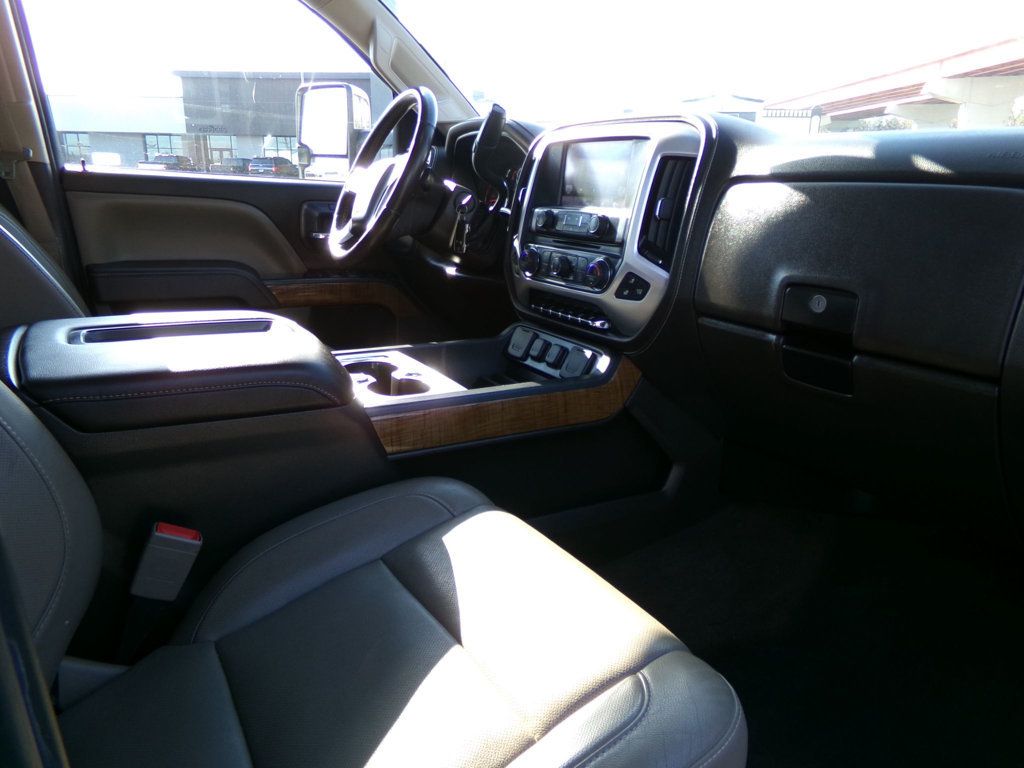 2015 GMC Sierra 3500HD 4WD Crew Cab 167.7" SLT - 22942071 - 8