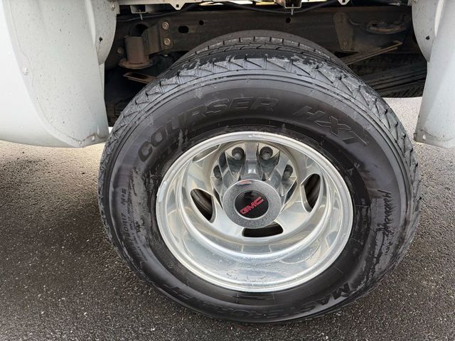 2015 GMC Sierra 3500HD Denali - 23007346 - 15