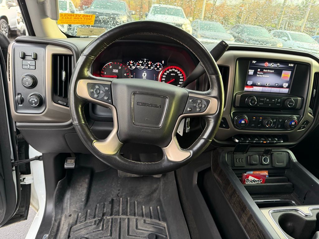 2015 GMC Sierra 3500HD Denali - 23007346 - 20