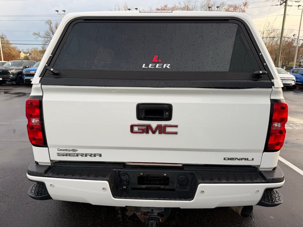 2015 GMC Sierra 3500HD Denali - 23007346 - 6