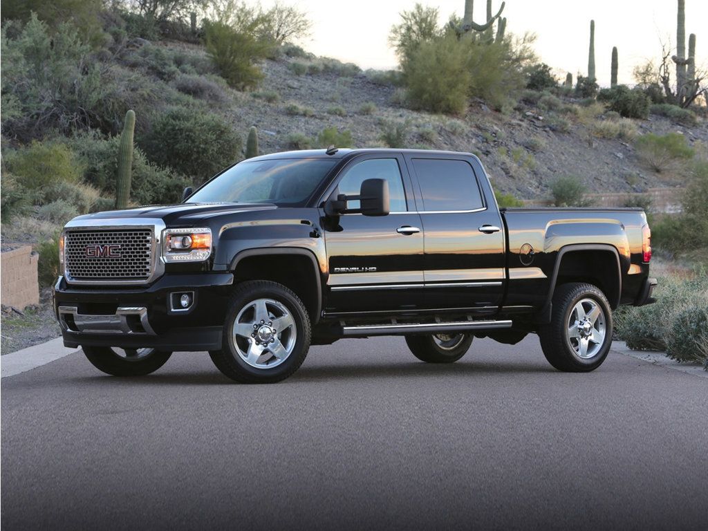 2015 GMC Sierra 3500HD Denali - 23062805 - 0