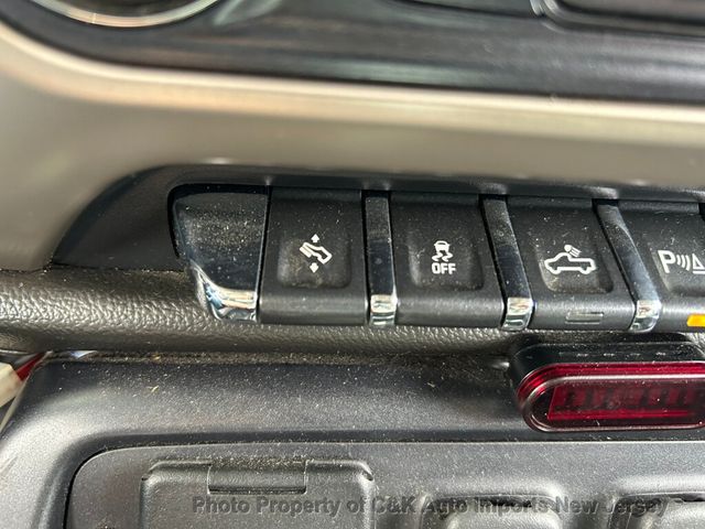 2015 GMC Sierra 3500HD DENALI CREWCAB 4X4,DURAMAX PLUS PKG,SUNROOF,ENTERTAINMENT PKG - 22988402 - 61