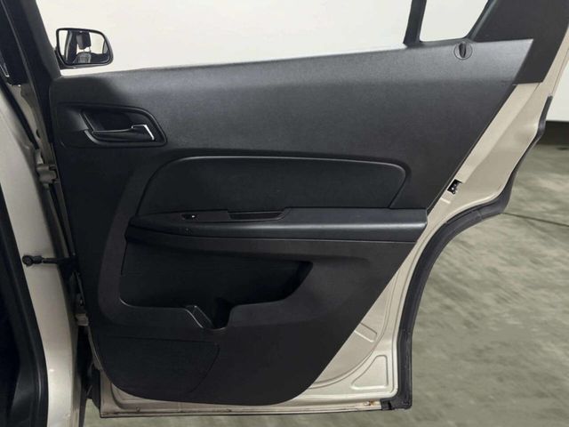 2015 GMC Terrain FWD 4dr SLT w/SLT-1 - 22985770 - 17