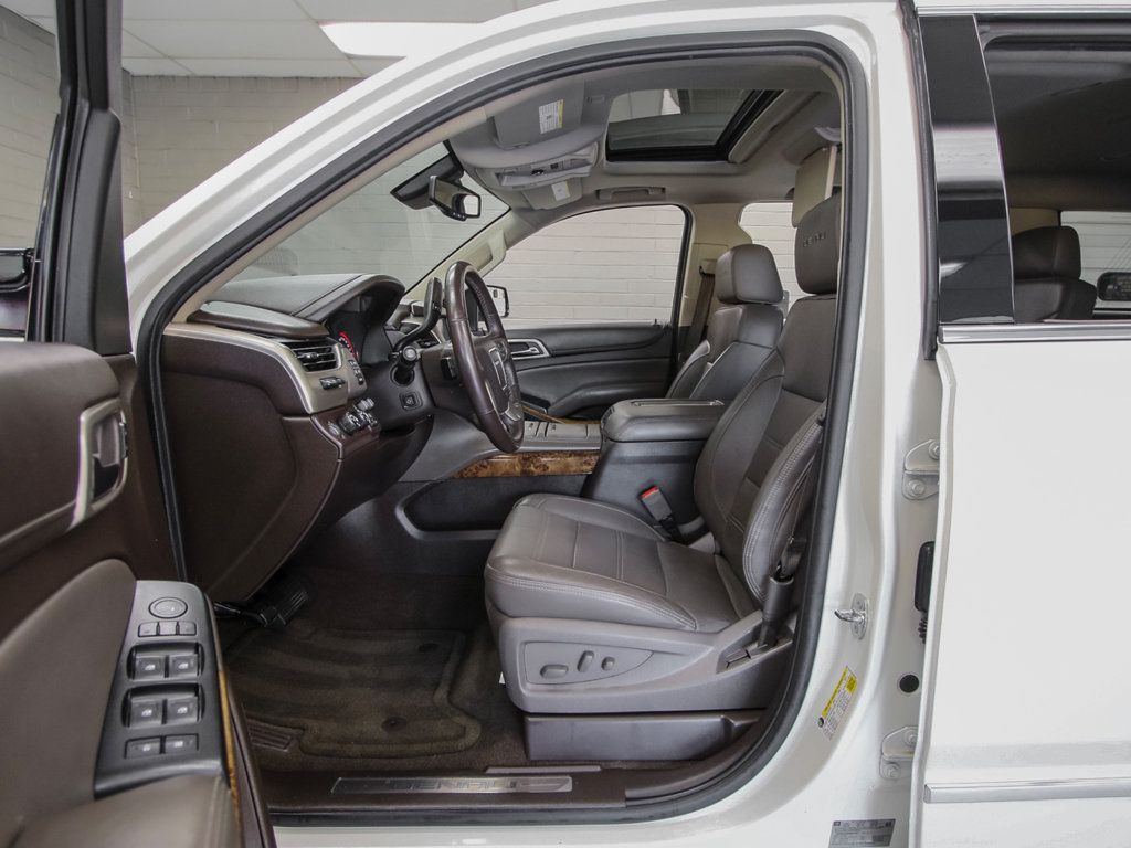 GMC Yukon photo 12