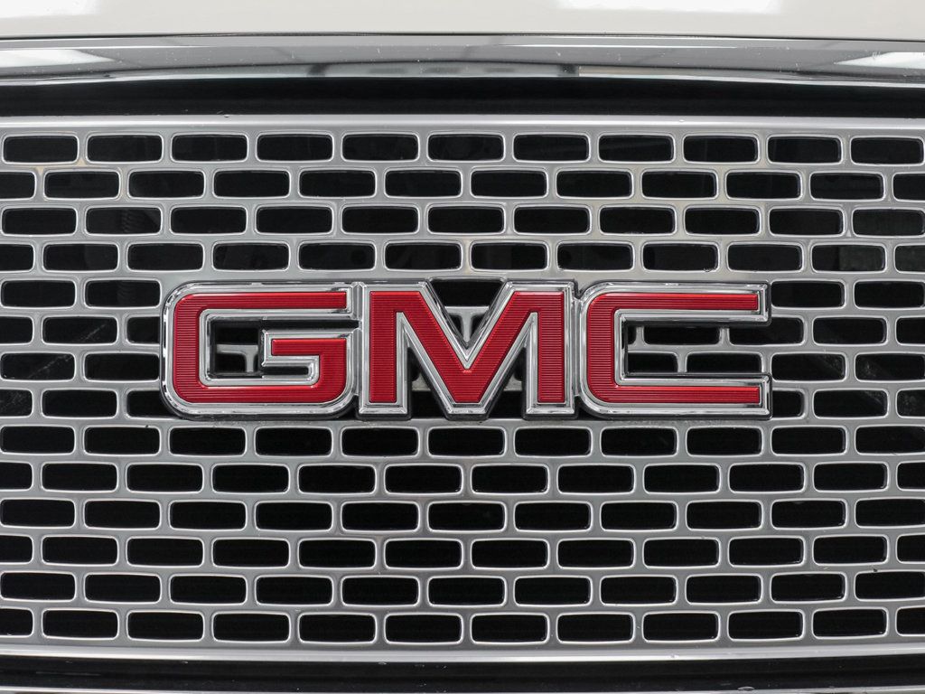 GMC Yukon photo 6
