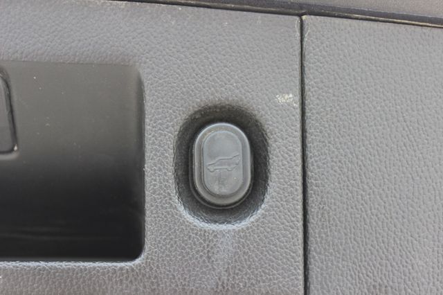 2015 GMC Yukon 4WD 4dr Denali - 23032135 - 37