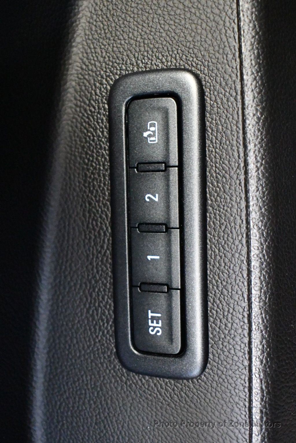 2015 Gmc Yukon SLT photo 45