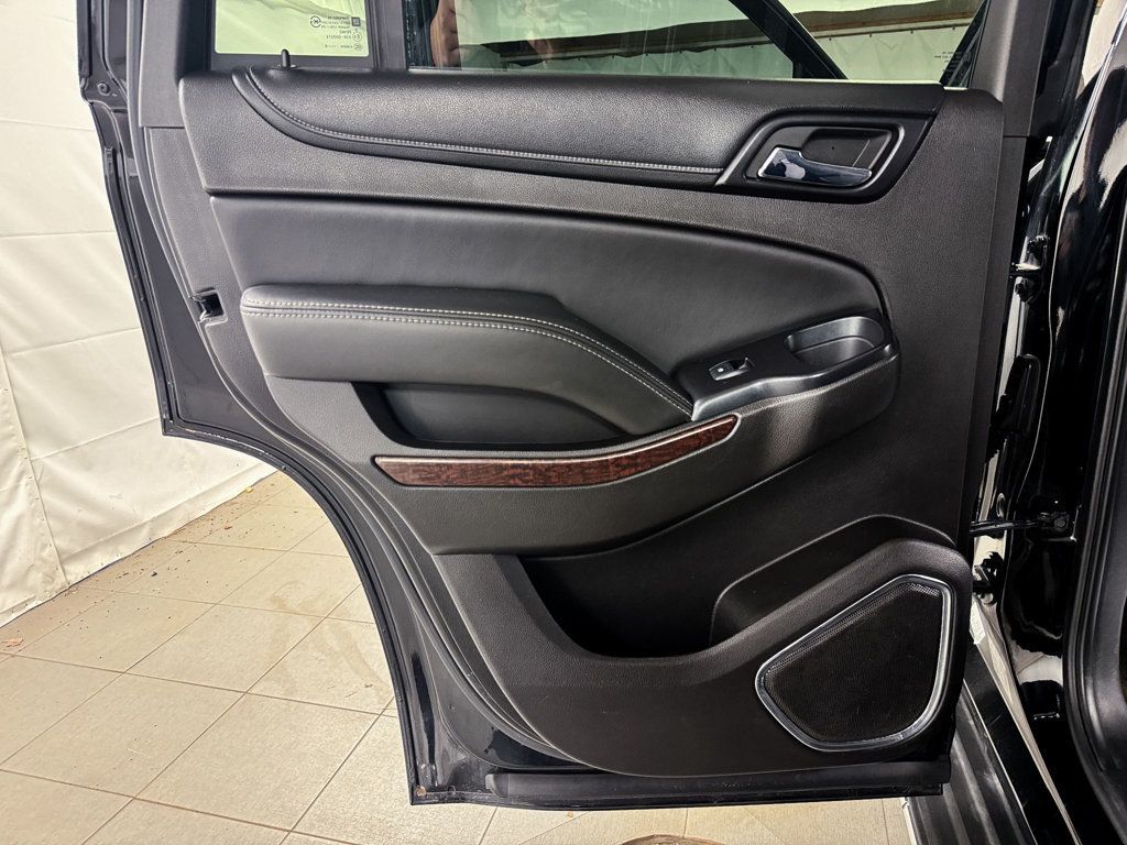 2015 GMC Yukon DENALI 4WD - 22807362 - 16