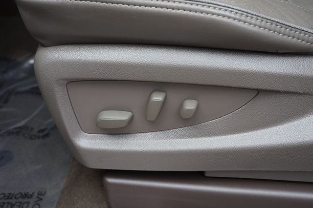 2015 GMC Yukon DENALI, 4X4, 1 OWNER, PREMIUM WHEELS, MOON ROOF, LEATHER SEATS - 22971457 - 25