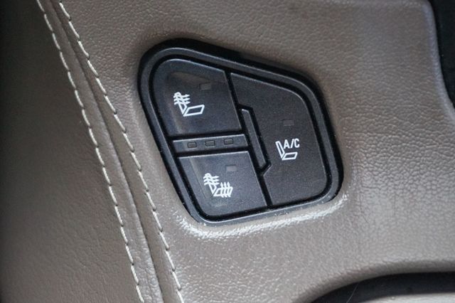 2015 GMC Yukon DENALI, 4X4, 1 OWNER, PREMIUM WHEELS, MOON ROOF, LEATHER SEATS - 22971457 - 42