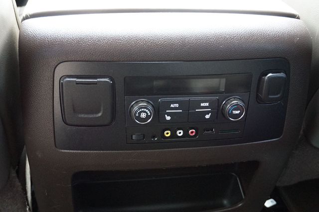 2015 GMC Yukon DENALI, 4X4, 1 OWNER, PREMIUM WHEELS, MOON ROOF, LEATHER SEATS - 22971457 - 45