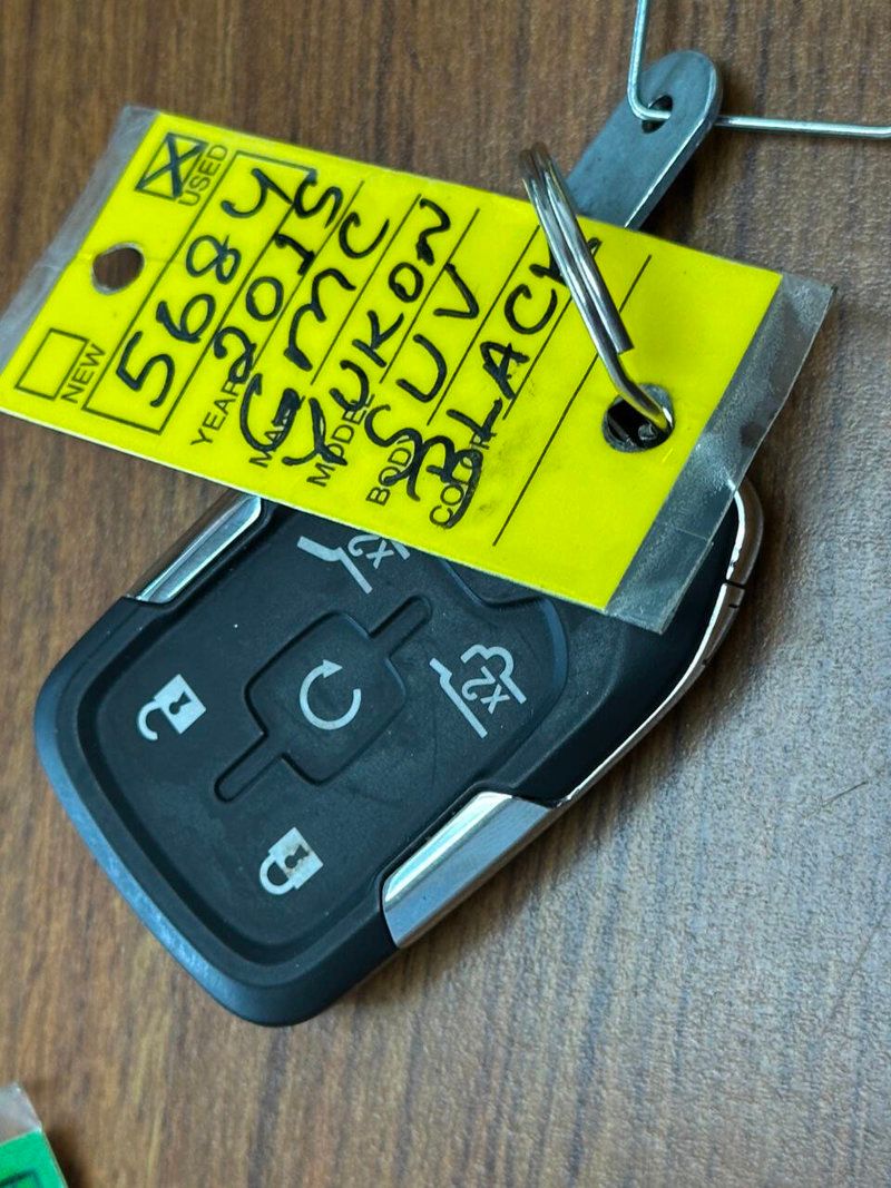 2015 GMC Yukon XL 4WD 4dr Denali - 22895288 - 33