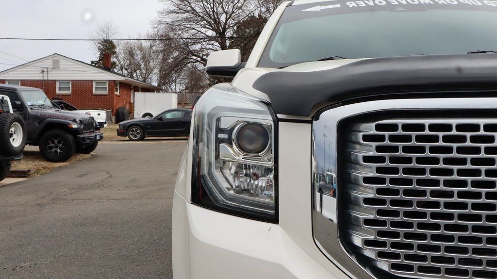 2015 GMC Yukon XL Denali - 22781174 - 12