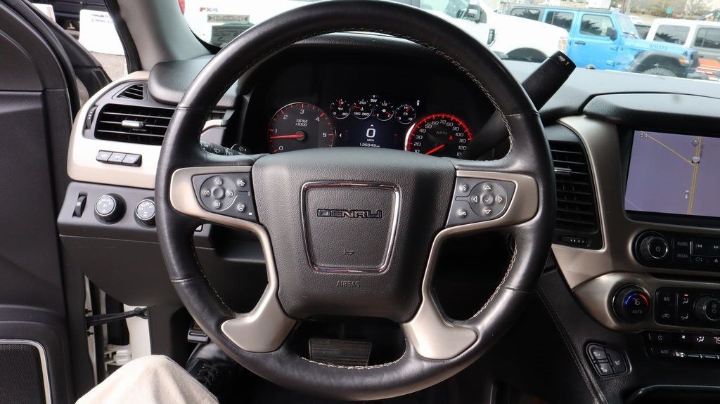 2015 GMC Yukon XL Denali - 22781174 - 21