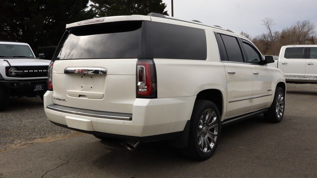 2015 GMC Yukon XL Denali - 22781174 - 8