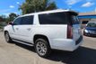 2015 GMC YUKON XL SLE - 22160517 - 5