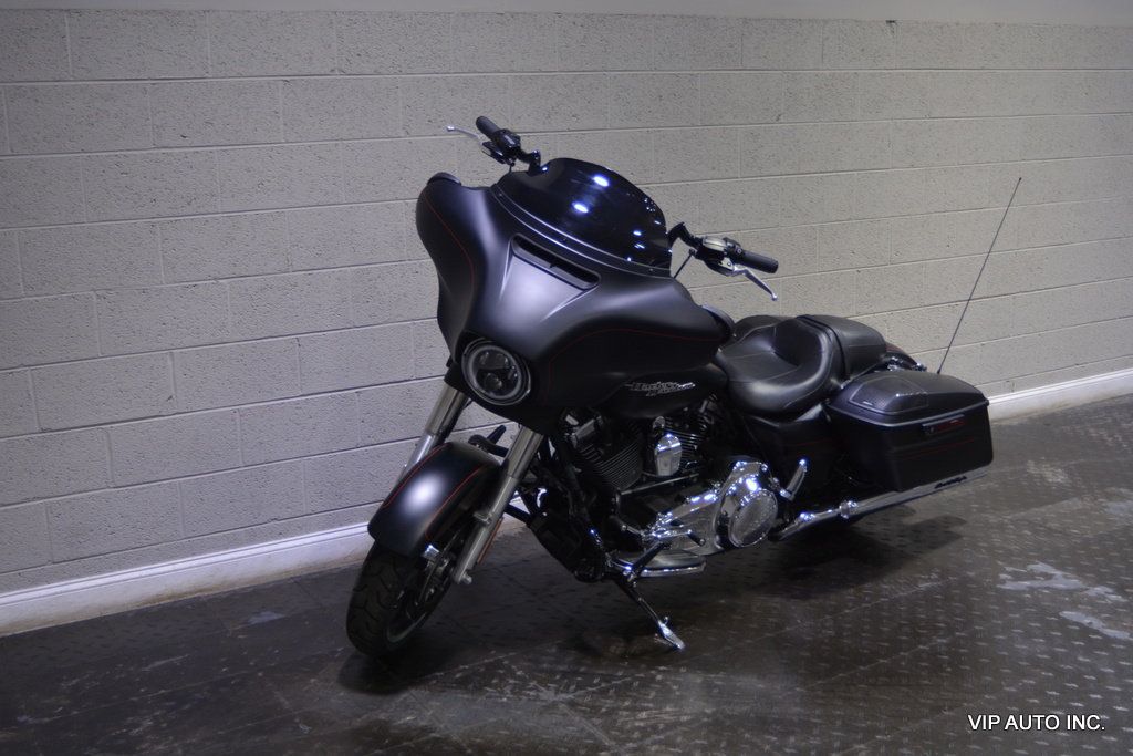 2015 HARLEY DAVIDSON FLHXS trim - 22309306 - 1