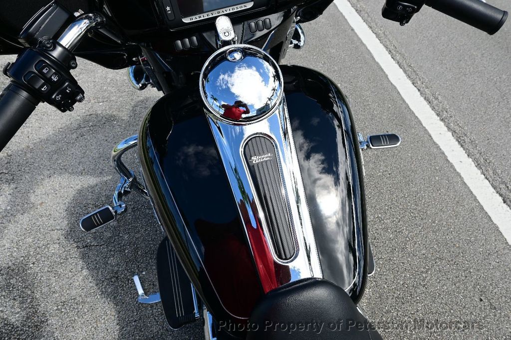 2015 HARLEY DAVIDSON STREET GLIDE  - 22120709 - 19