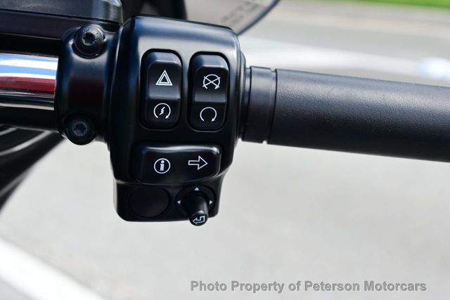 2015 HARLEY DAVIDSON STREET GLIDE  - 22120709 - 20