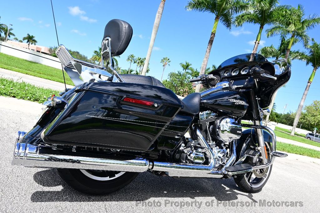 2015 HARLEY DAVIDSON STREET GLIDE  - 22120709 - 2