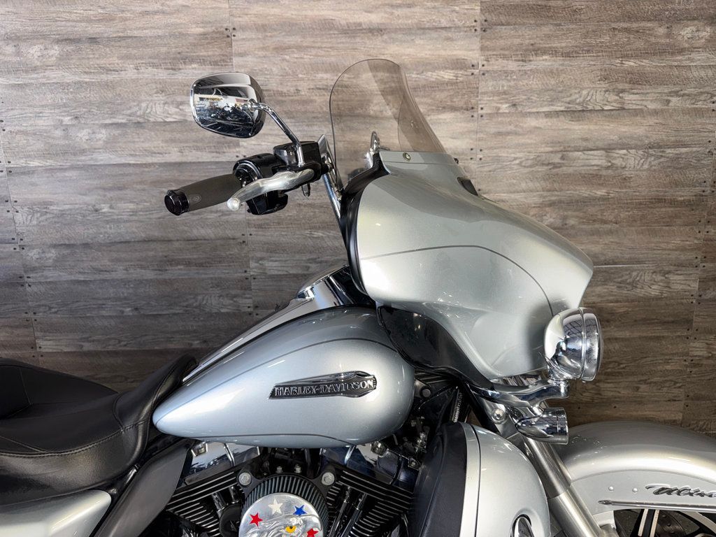 2015 Harley-Davidson FLHTCU Ultra Classic Electra Glide Custom! - 23036529 - 3