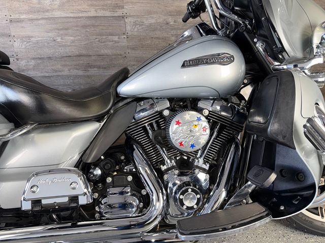 2015 Harley-Davidson FLHTCU Ultra Classic Electra Glide Custom! - 23036529 - 5