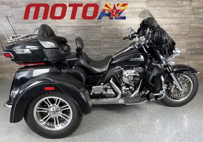 2015 Harley-Davidson FLHTCUTG Triglide Ultra Classic