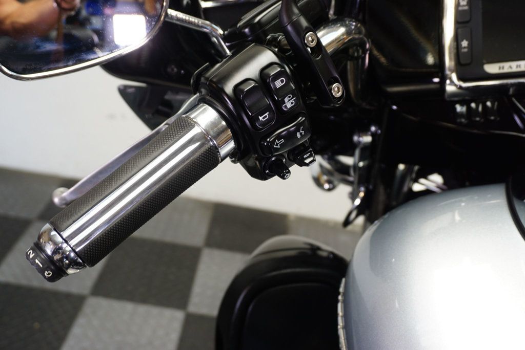 2015 Harley-Davidson FLHTK ELECTRA GLIDE ULTRA LIMITED NICE TOURING BIKE!!! - 22877723 - 10