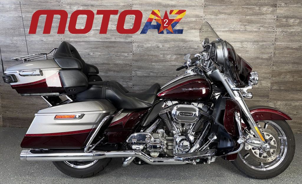 2015 Harley-Davidson FLHTKSE CVO Ultra Limited SUPER CLEAN! - 23032271 | Video 1