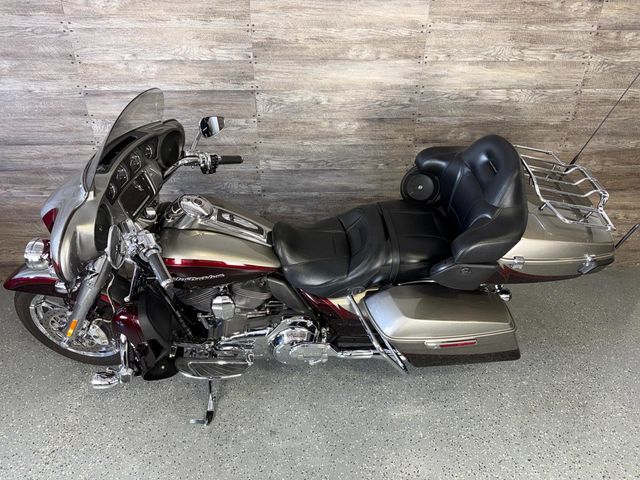 2015 Harley-Davidson FLHTKSE CVO Ultra Limited SUPER CLEAN! - 23032271 - 15