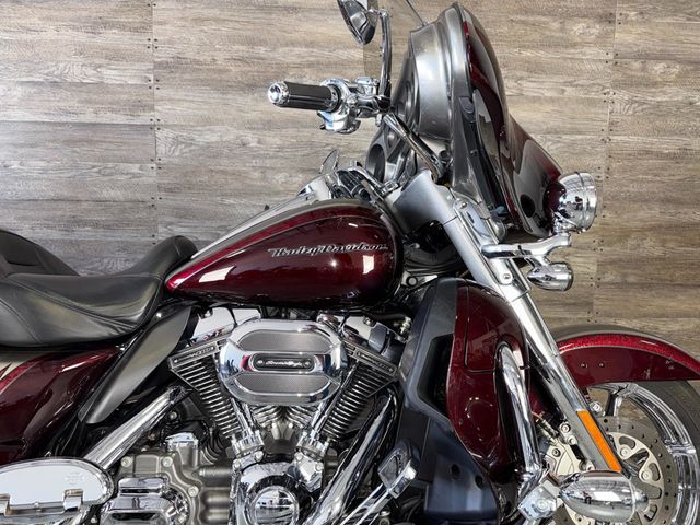 2015 Harley-Davidson FLHTKSE CVO Ultra Limited SUPER CLEAN! - 23032271 - 4