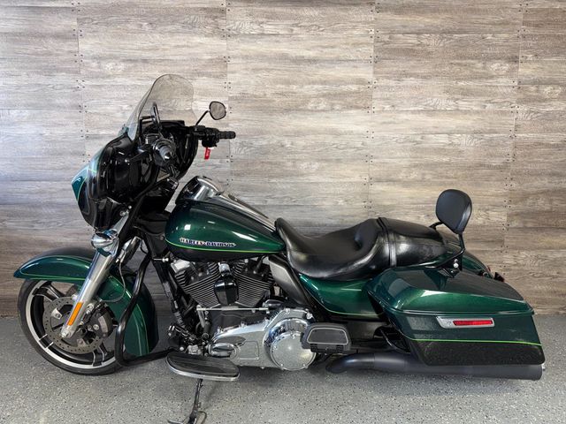 2015 Harley-Davidson FLHXS Street Glide Special LOW MILES! - 22991943 - 11