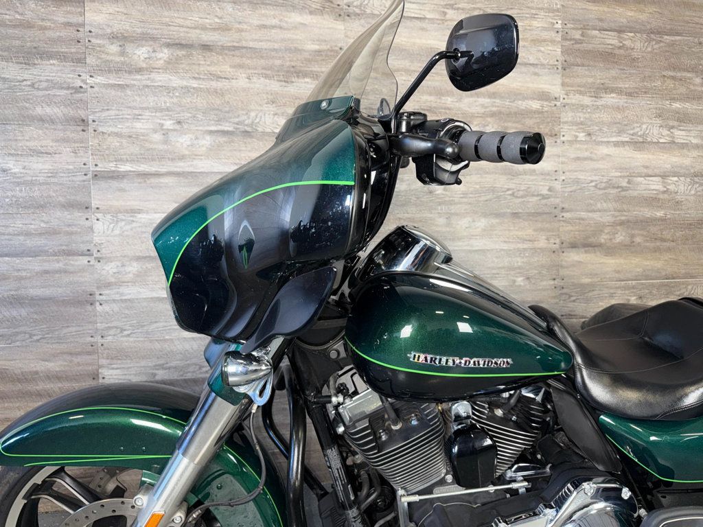 2015 Harley-Davidson FLHXS Street Glide Special LOW MILES! - 22991943 - 12