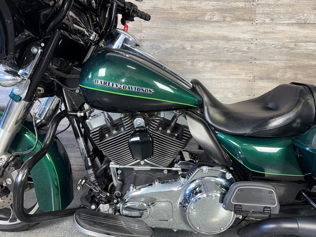 2015 Harley-Davidson FLHXS Street Glide Special LOW MILES! - 22991943 - 13