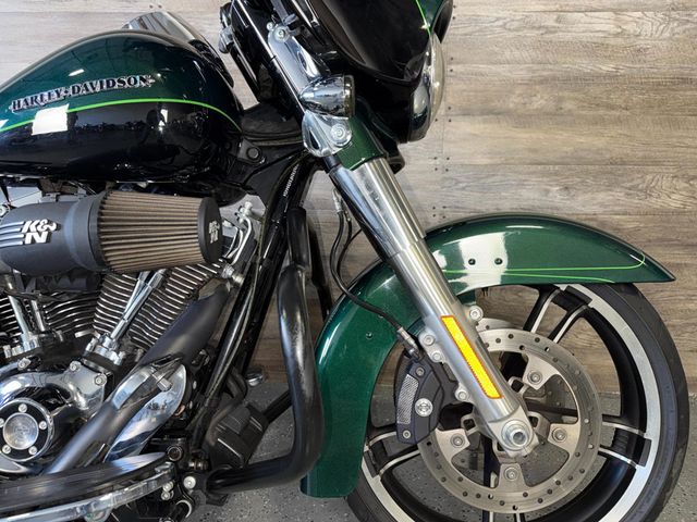 2015 Harley-Davidson FLHXS Street Glide Special LOW MILES! - 22991943 - 4