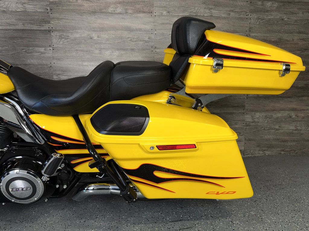2015 Harley-Davidson FLHXSE CVO Street Glide Special SUPER CLEAN! - 22933841 - 14