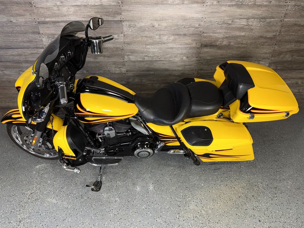 2015 Harley-Davidson FLHXSE CVO Street Glide Special SUPER CLEAN! - 22933841 - 15
