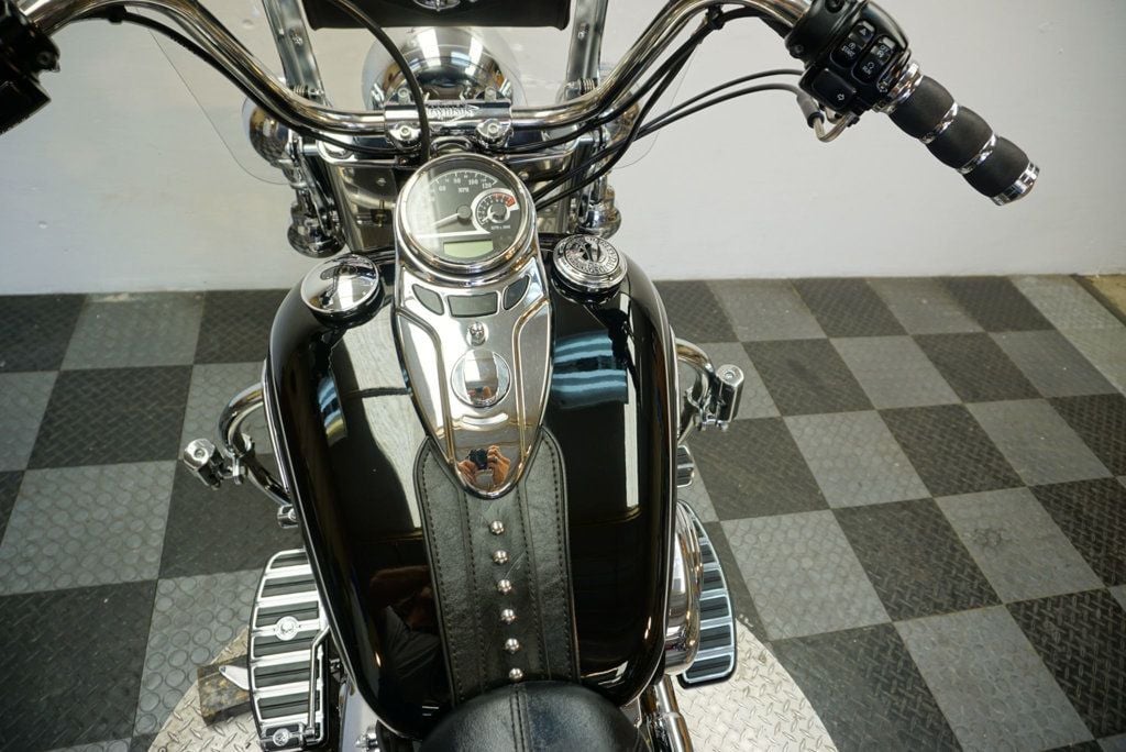 2015 Harley-Davidson FLSTC HERITAGE SOFTAIL NICE UPGRADES!!! - 22388478 - 9