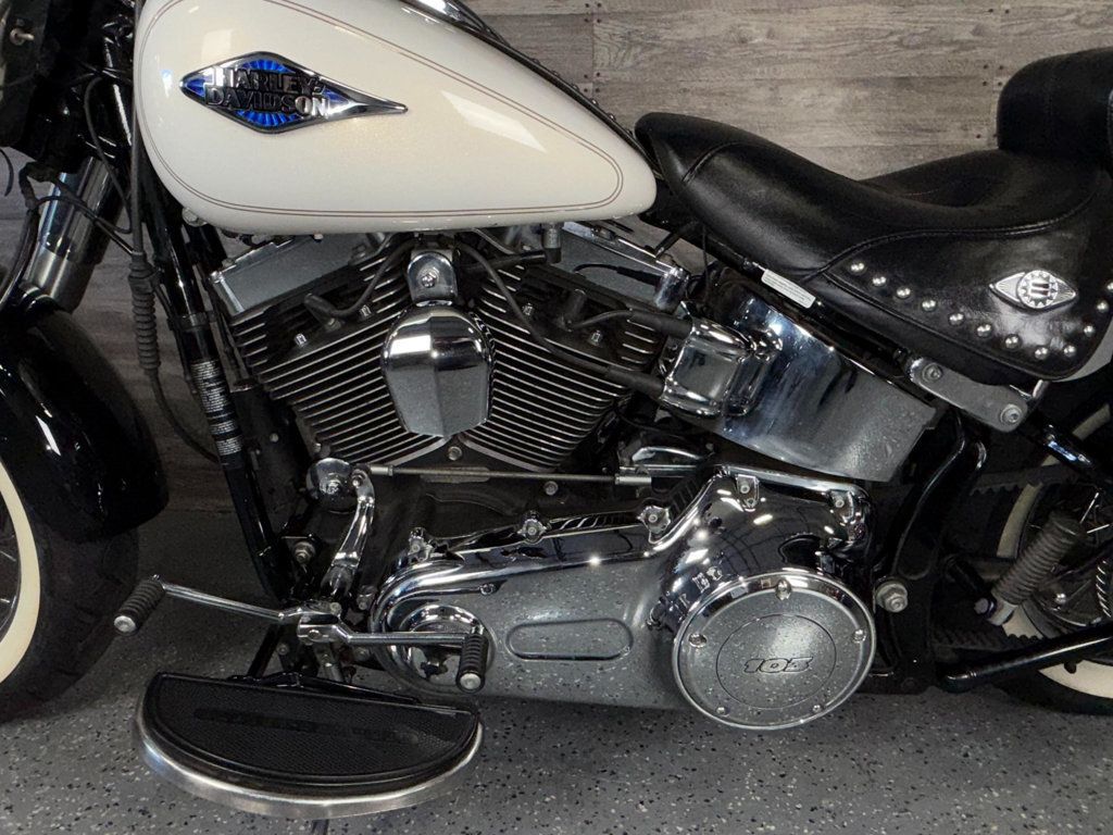 2015 Harley-Davidson FLSTC Heritage Softail Classic LOW MILES! - 22919192 - 14