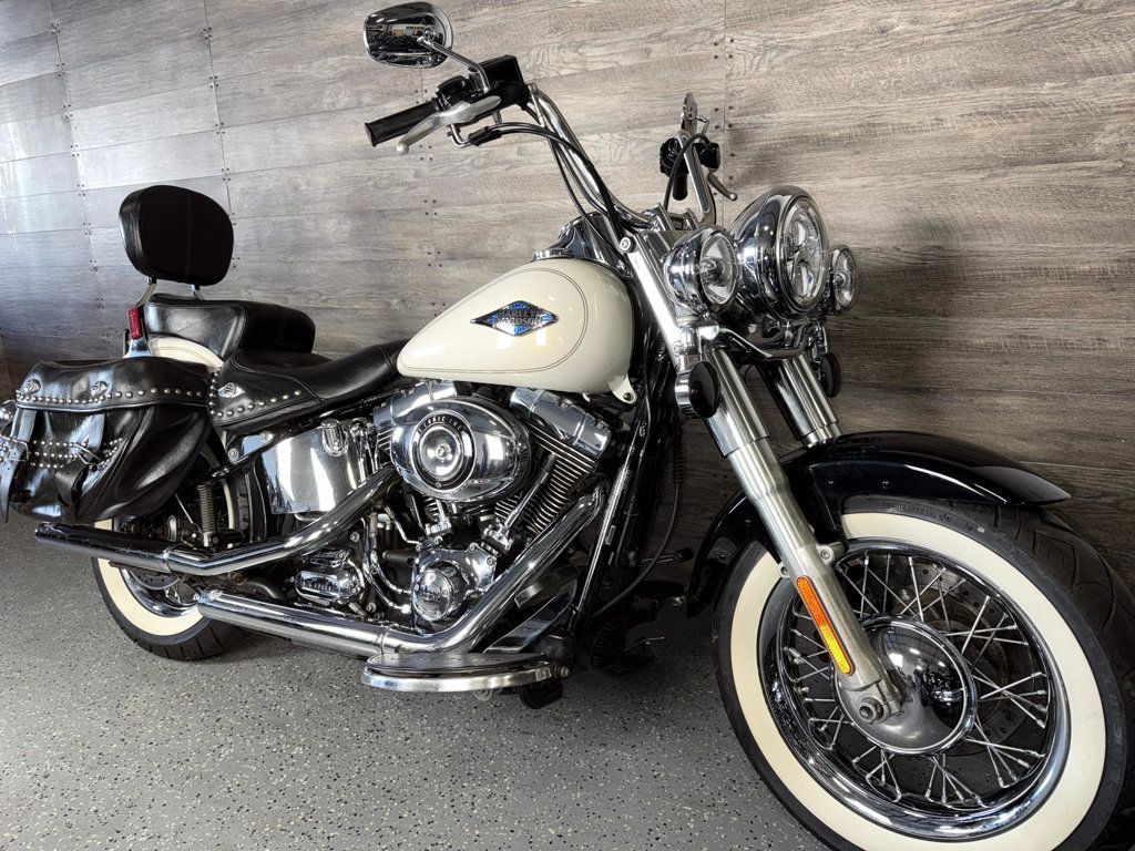 2015 Harley-Davidson FLSTC Heritage Softail Classic LOW MILES! - 22919192 - 1