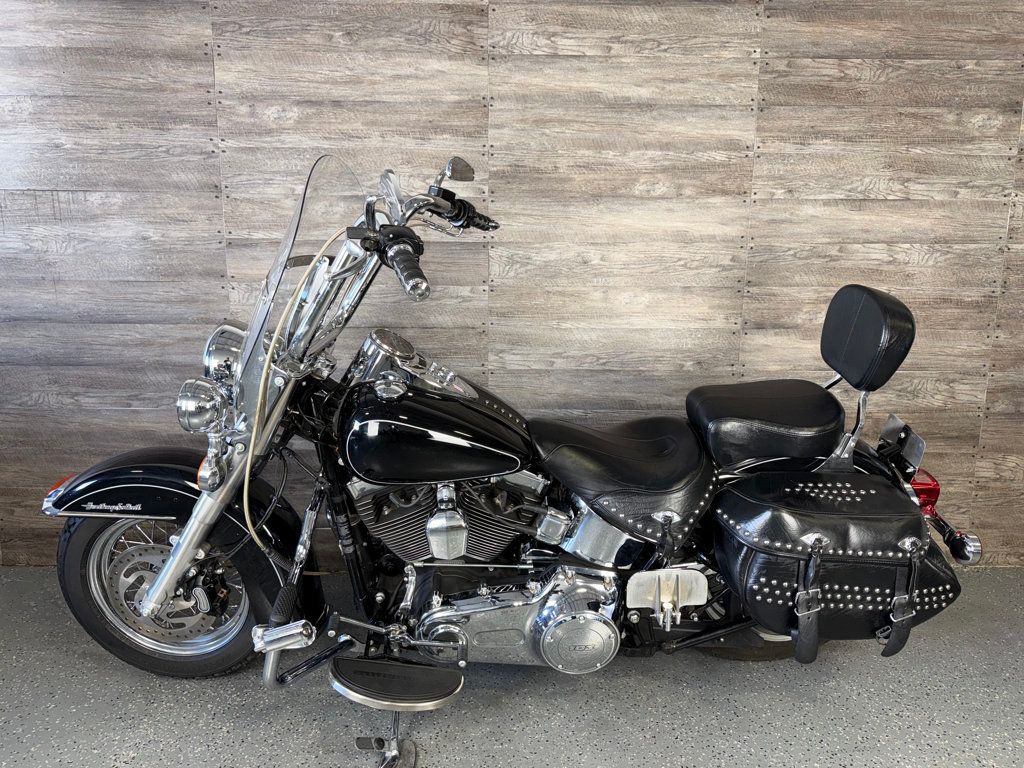 2015 Harley-Davidson FLSTC Heritage Softail Classic LOW MILES! - 23040697 - 11