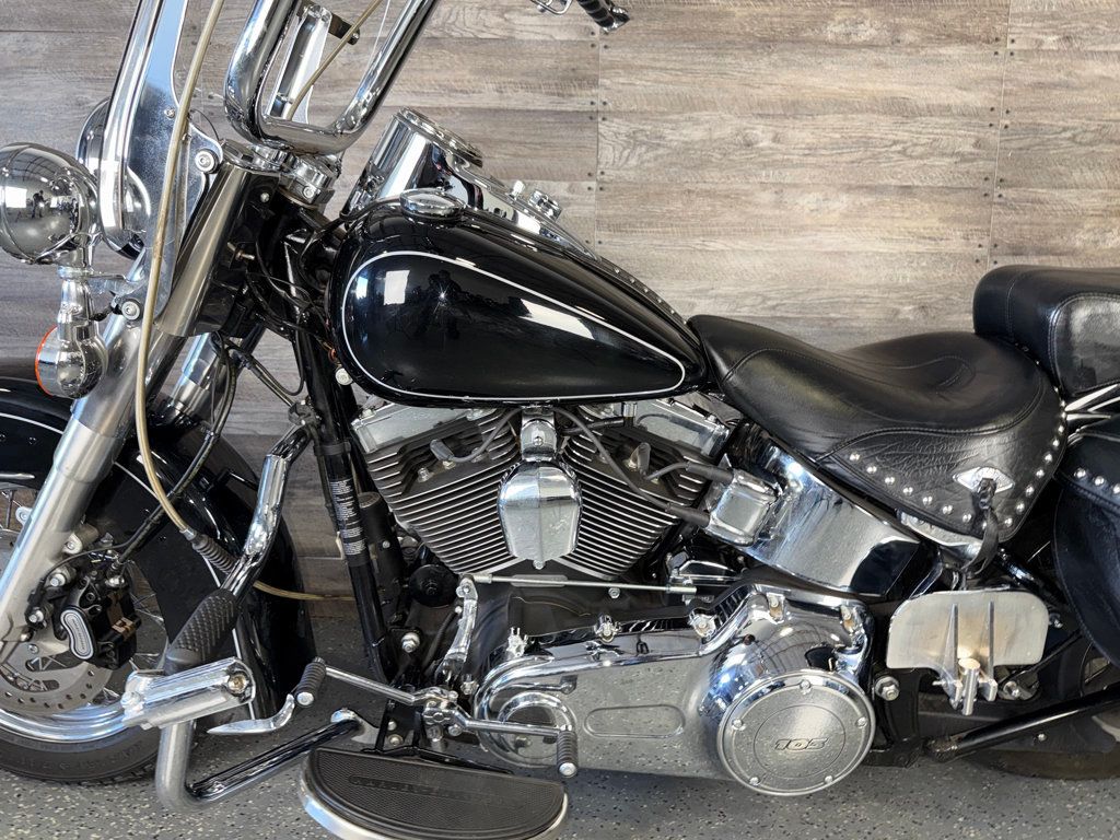2015 Harley-Davidson FLSTC Heritage Softail Classic LOW MILES! - 23040697 - 12