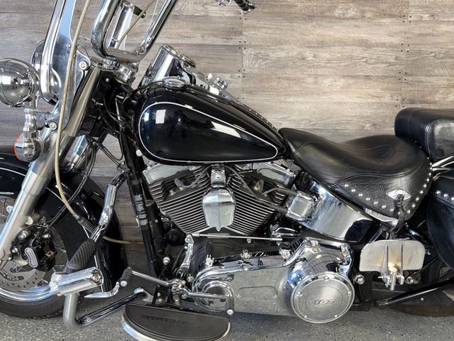 2015 Harley-Davidson FLSTC Heritage Softail Classic LOW MILES! - 23040697 - 12